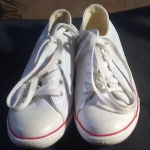Converse White Low-Top Sneakers with Pink Accent